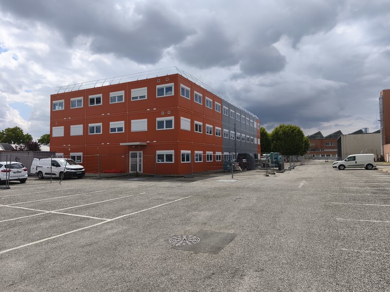 BATI-MESURE Infiltrométrie TERTIAIRE  Bâtiment Modulaire