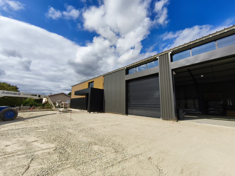 BATI-MESURE infiltrométrie extention bâtiment  TERTIAIRE